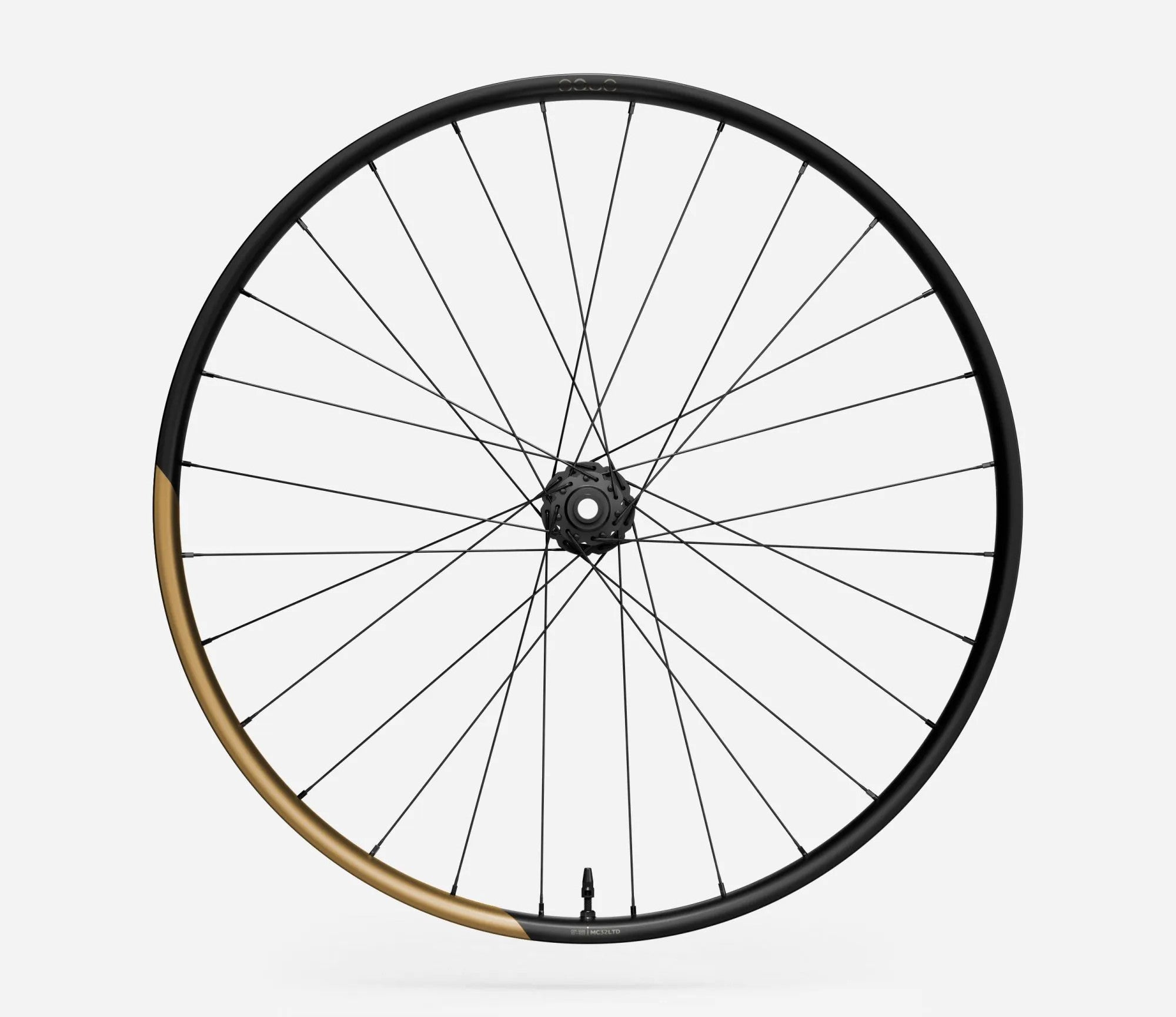 side-oquo-mc32ltd-front-metallic-golden-sand-matt